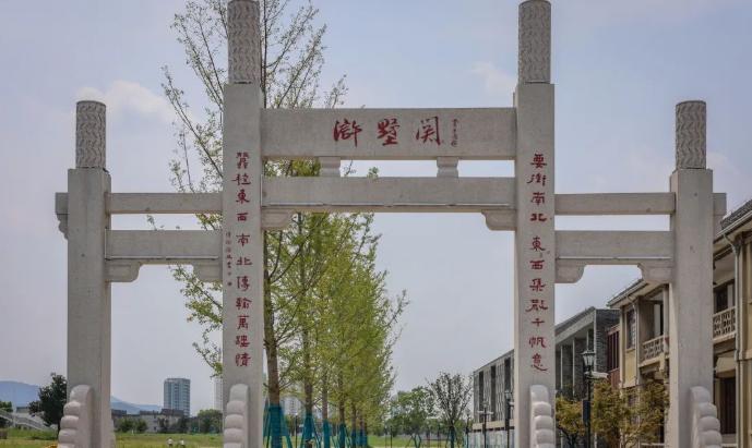 带三点水的男孩名字属虎