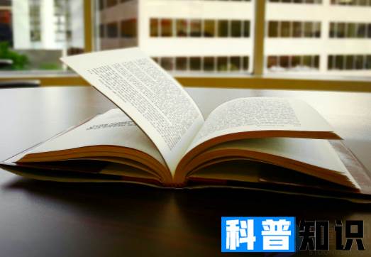 杨姓男孩取名豪爽大气带景字-第1张图片