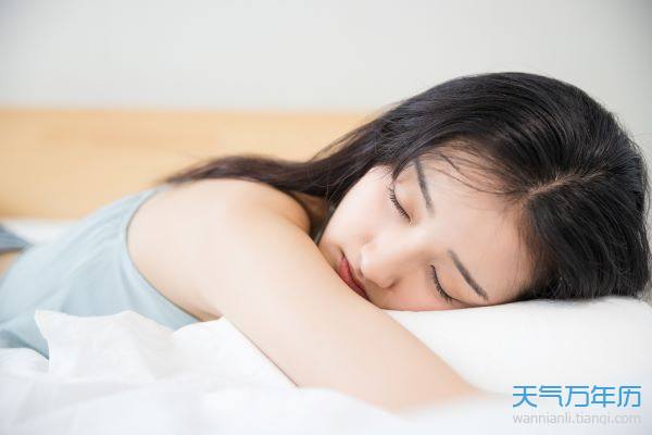 五行缺金的女孩名字 女生缺金取名宝典